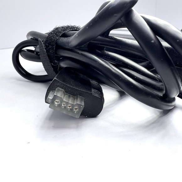 iGo 6630068-0400 AC Adapter Power Supply Charger 15-24V 90W with Accessories - Picture 3 of 8